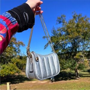 Coach 20 swinger metallic hobo crossbody handbag silver gold two tone mini purse
